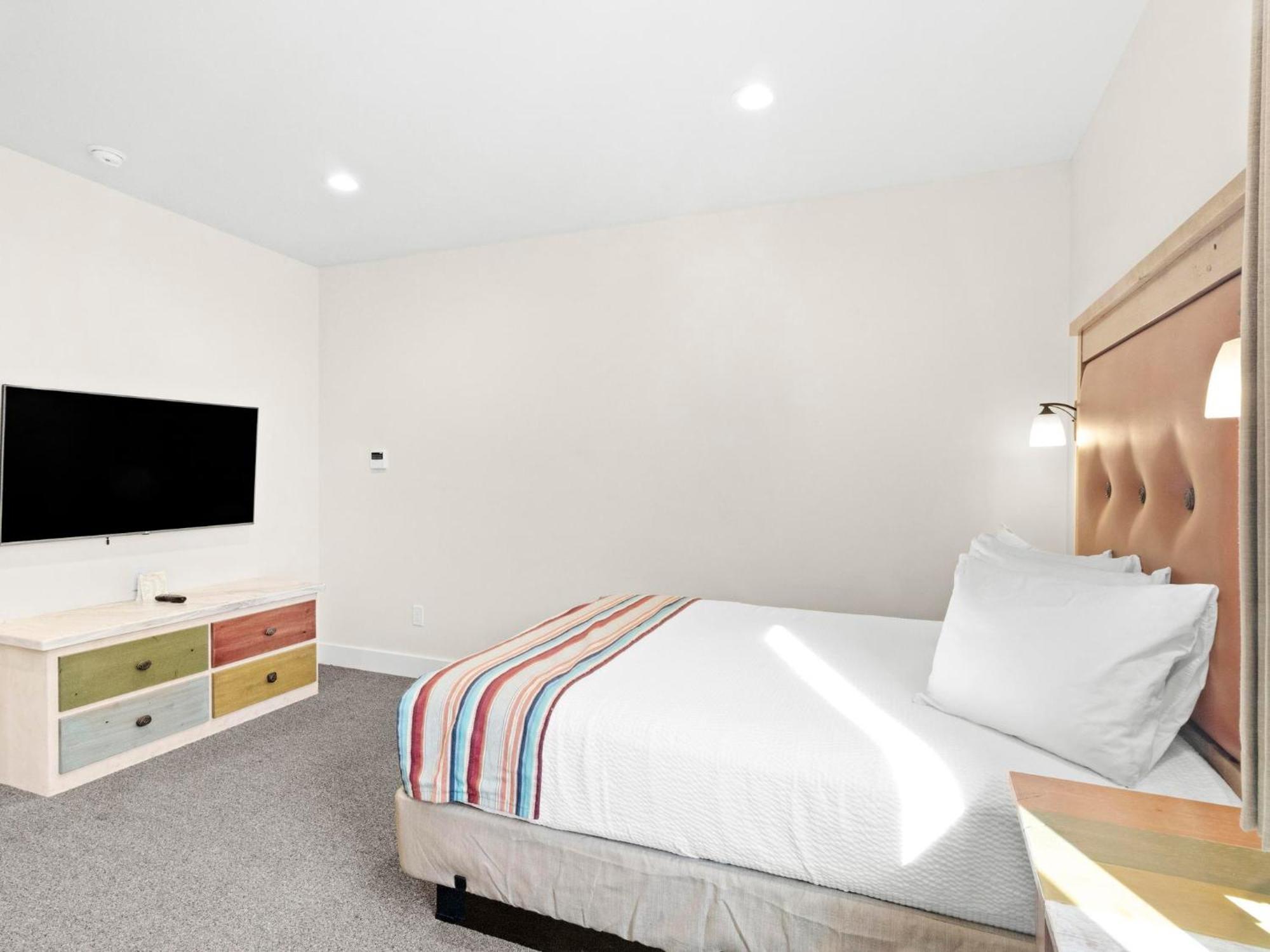 Bluff Dwellings Resort エクステリア 写真