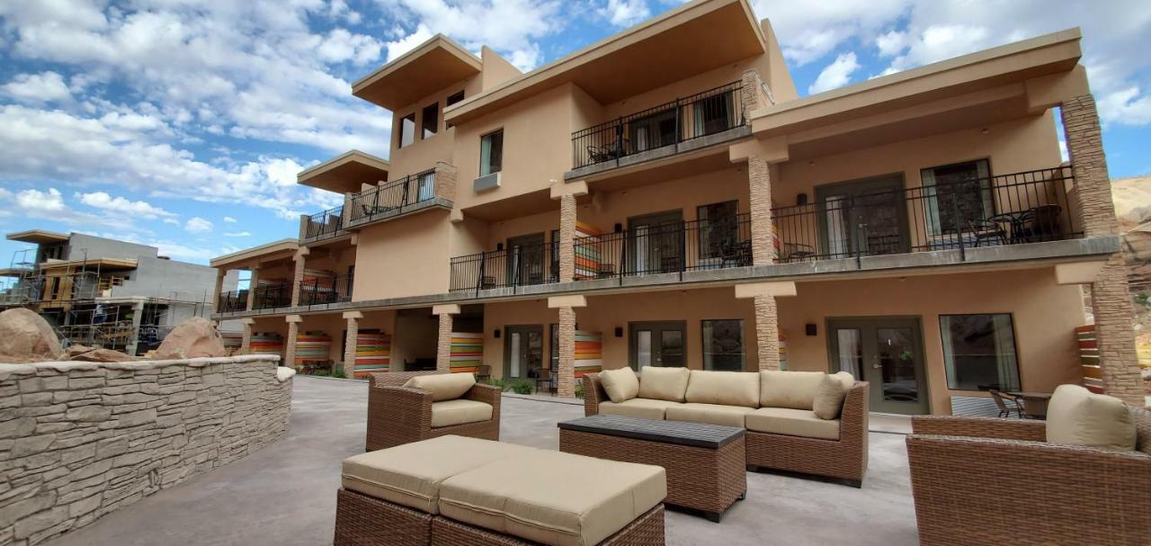 Bluff Dwellings Resort エクステリア 写真